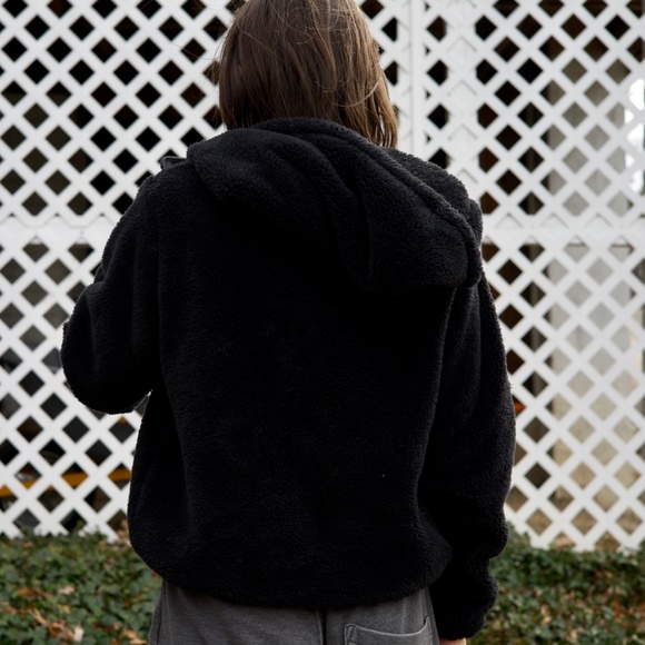 Fuzzy billabong hoodie - Picture 3 of 4